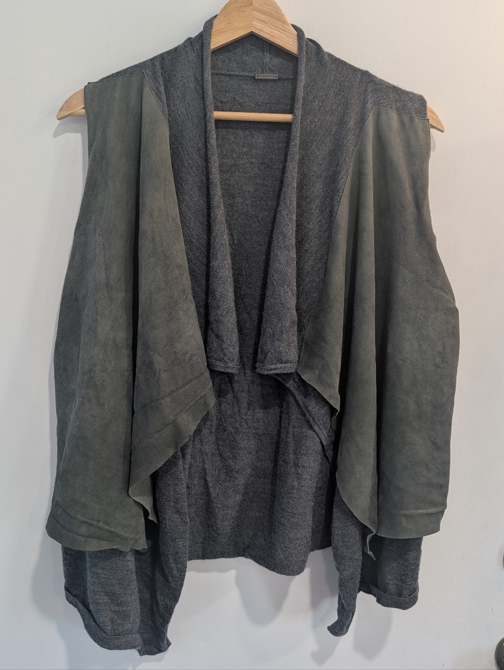 Elie Tahari Lamb Suede & Merino Wool Vest Green/Gray Size Medium *Flaws